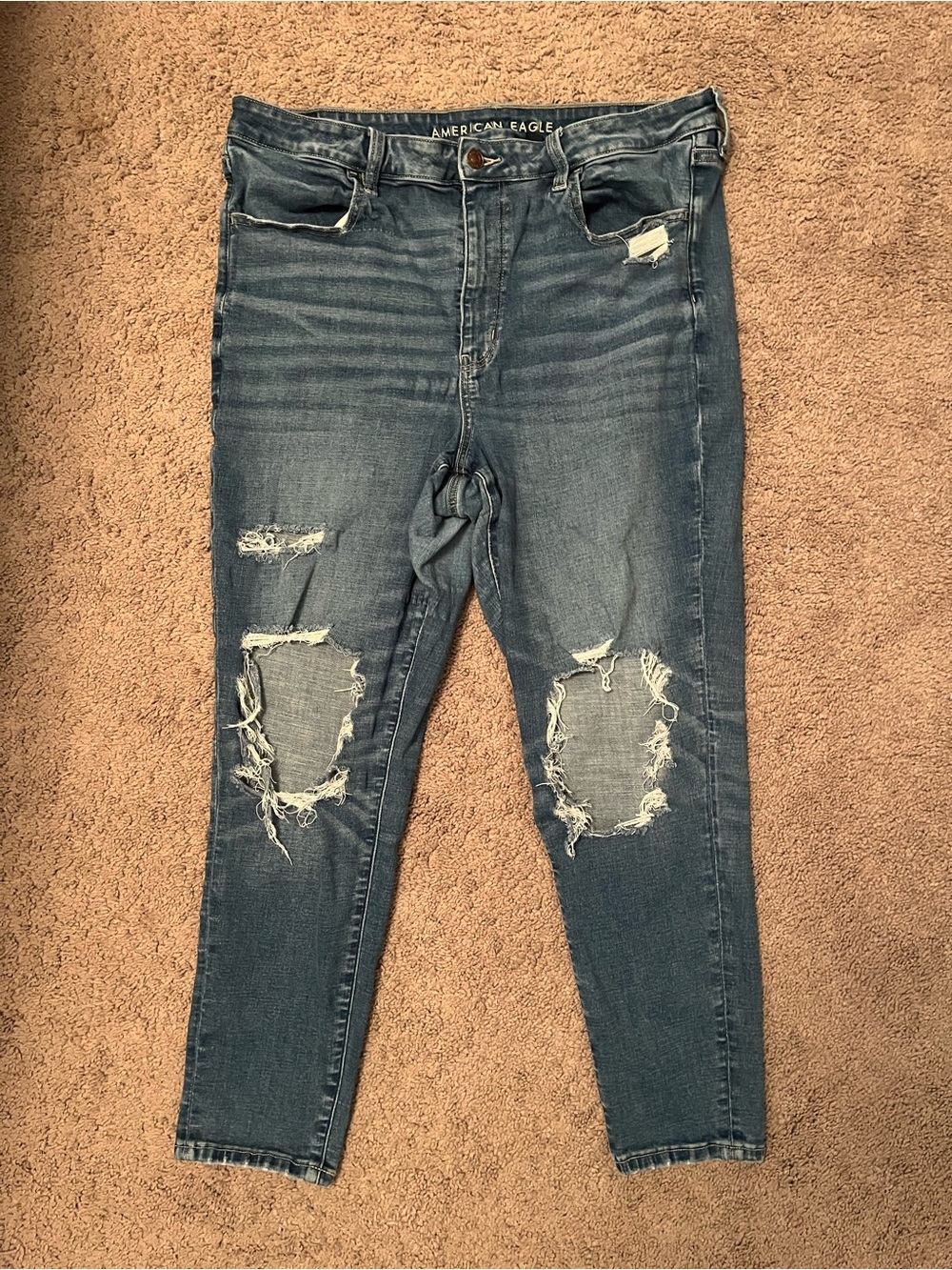 American Eagle Distressed Super High-Rise Jegging Sz 18 Short